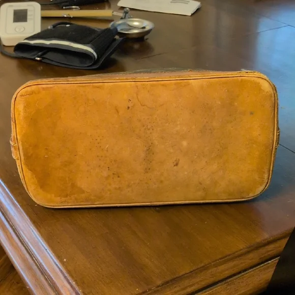 Louis Vuitton Brown Monogram Briefcase - Picture 2 of 7